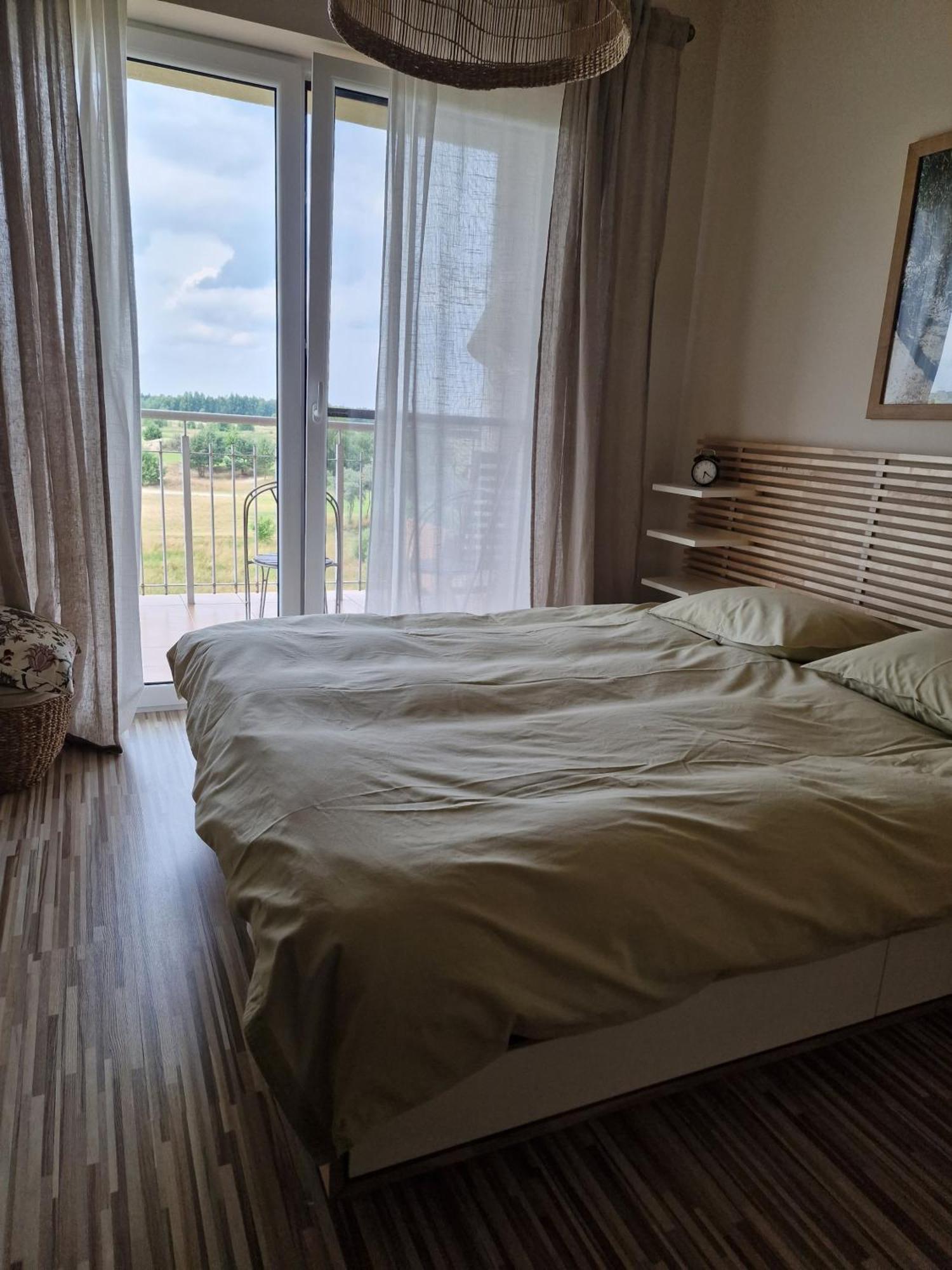 Apartgolf Sobienie Krolewskie Sobienie Szlacheckie Buitenkant foto