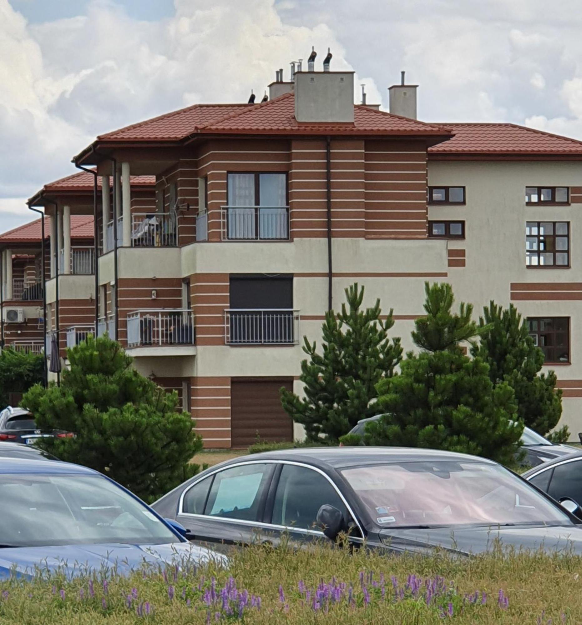 Apartgolf Sobienie Krolewskie Sobienie Szlacheckie Buitenkant foto