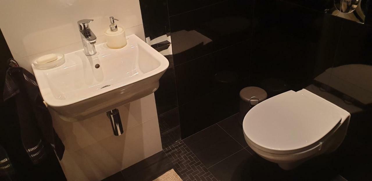 Apartgolf Sobienie Krolewskie Sobienie Szlacheckie Buitenkant foto